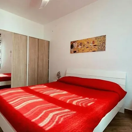 Ohana House Cefalu